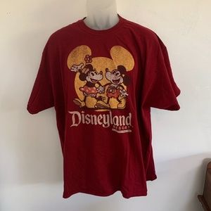 Disney Mickey & Minnie T-Shirt (Unisex)